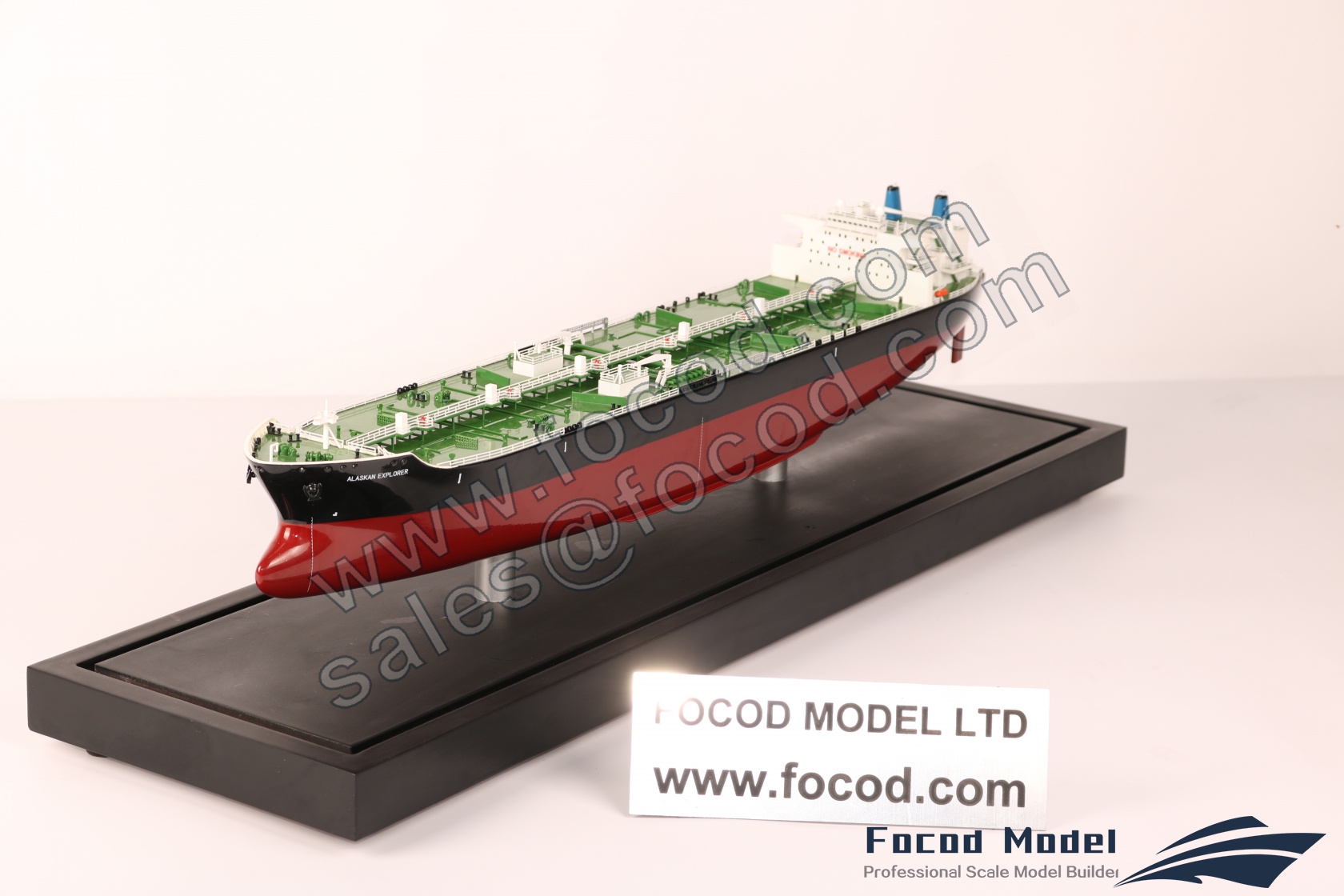 custom made model of 287米原油油轮